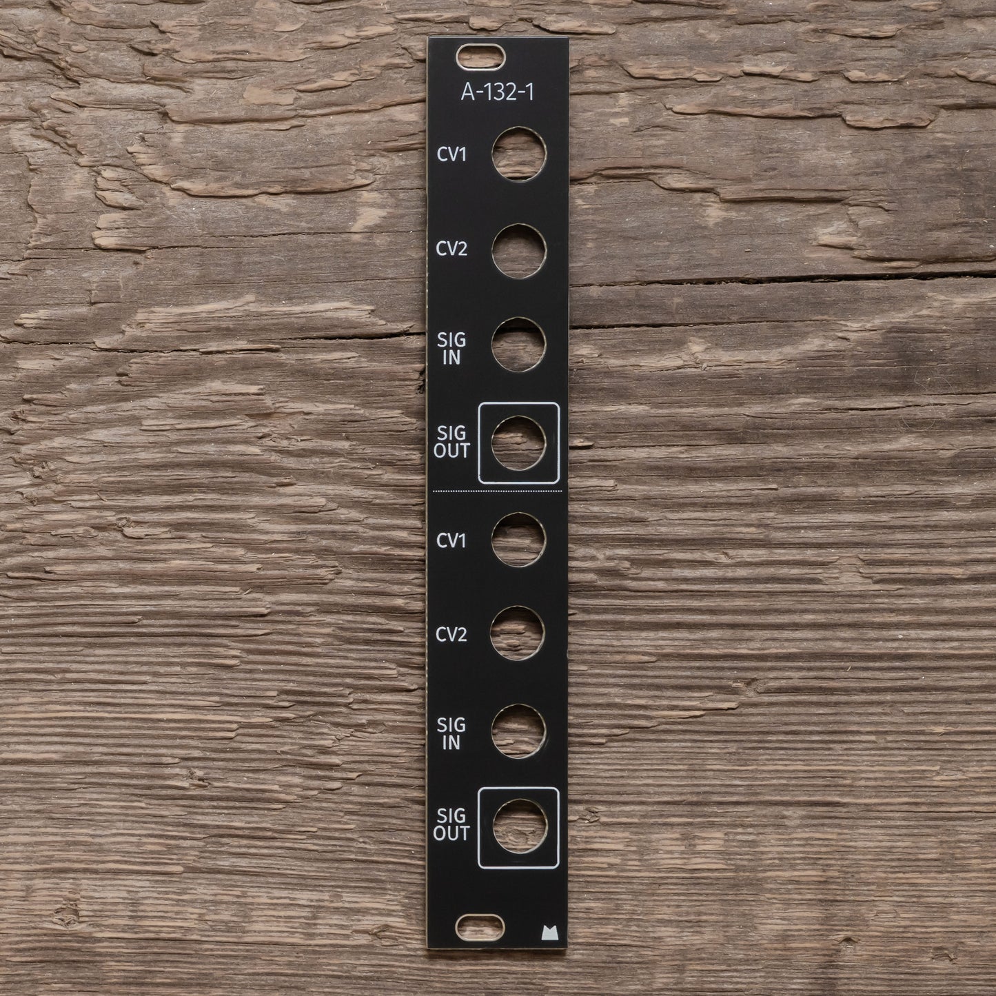 A-132-1 Dual VCA black panel