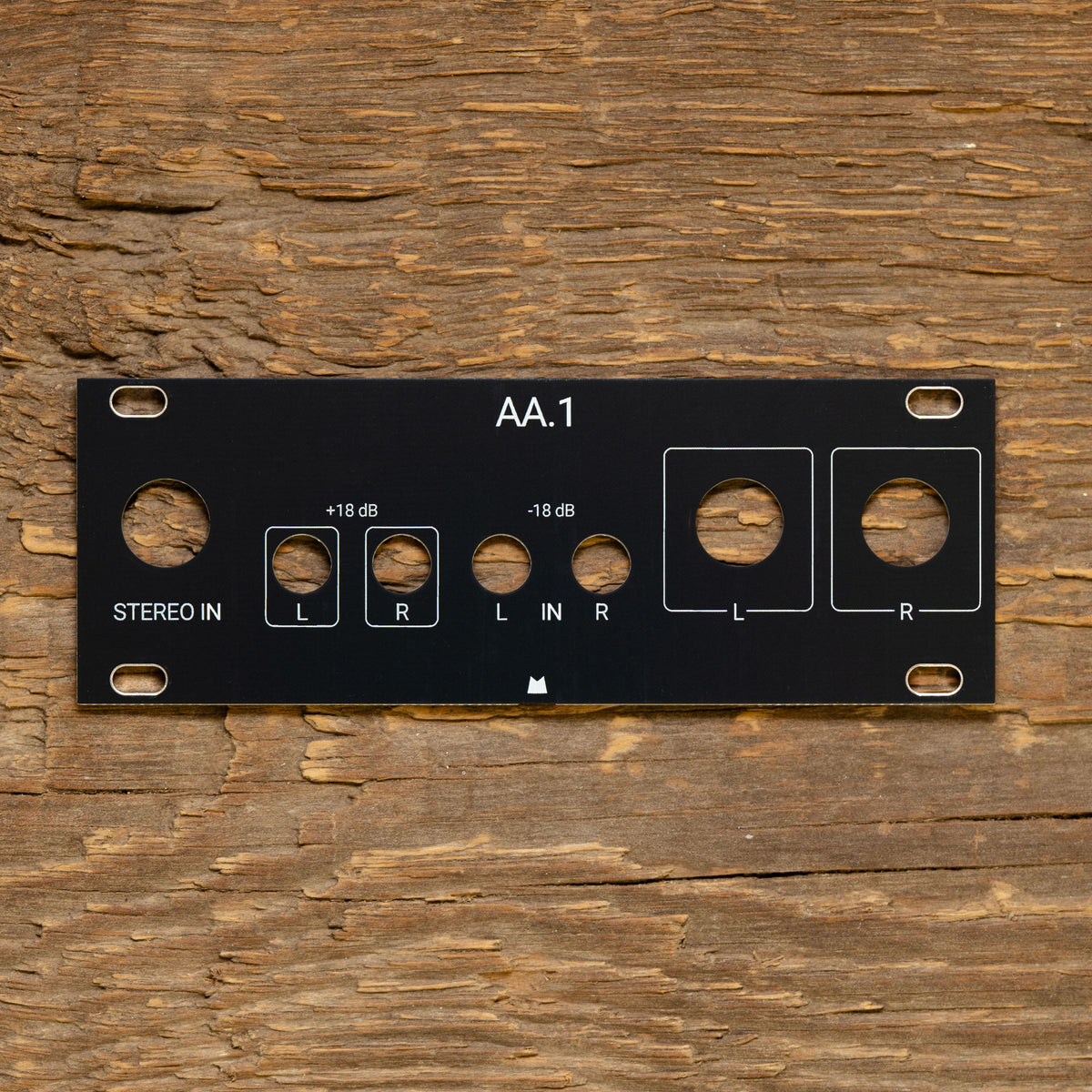 AA.1 - 1U - black panel