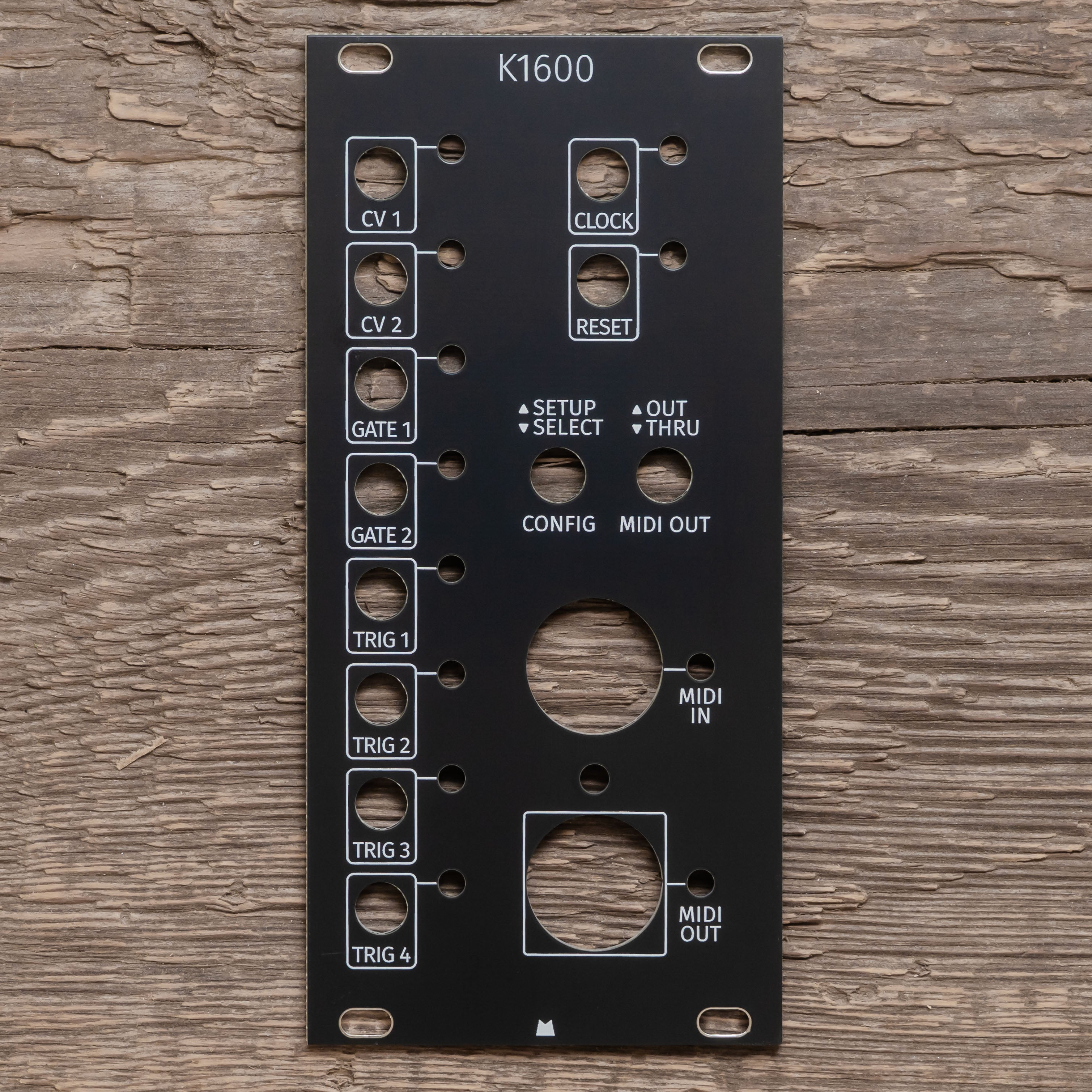K1600 black panel – Mörk Modules