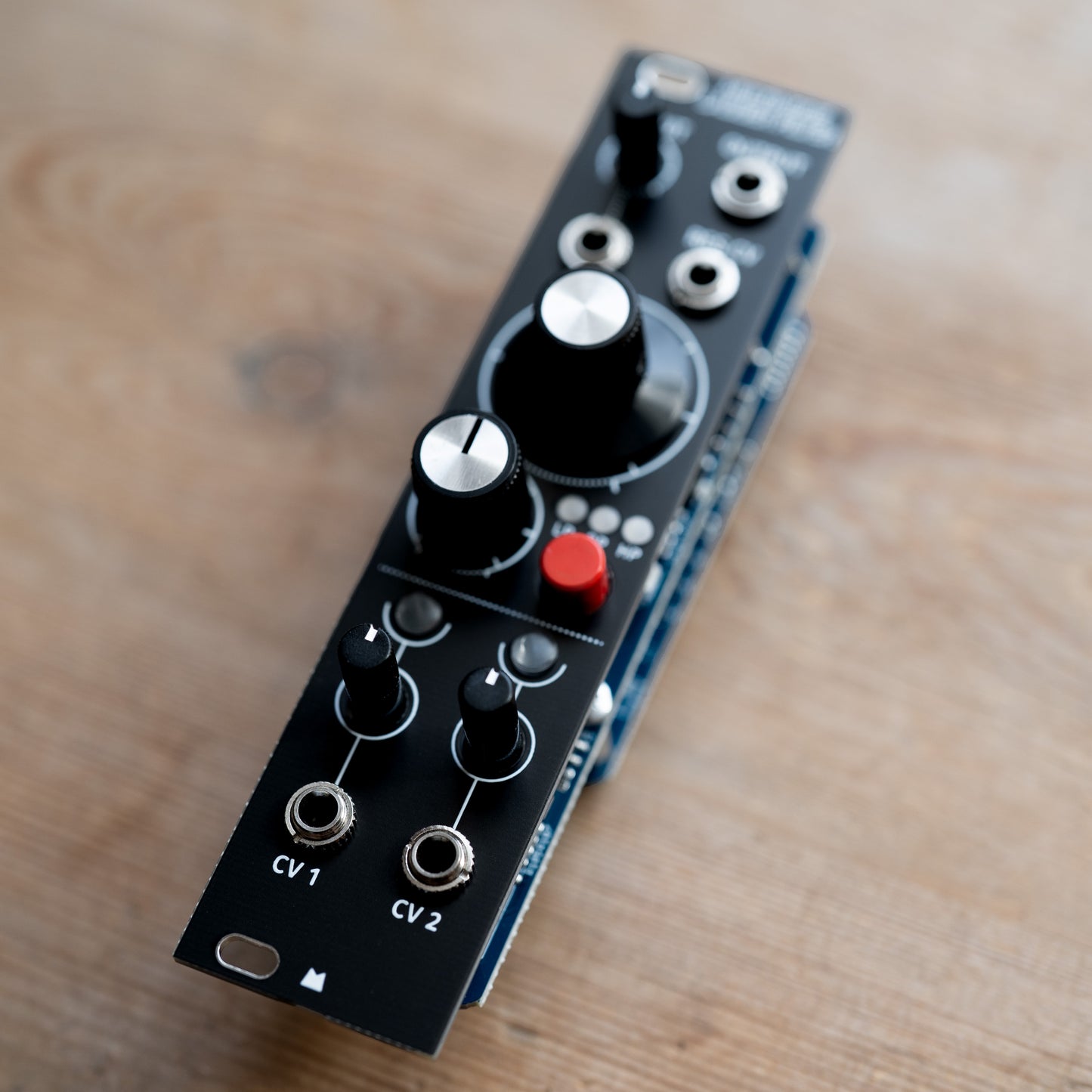 Multimode Ladder Filter black panel