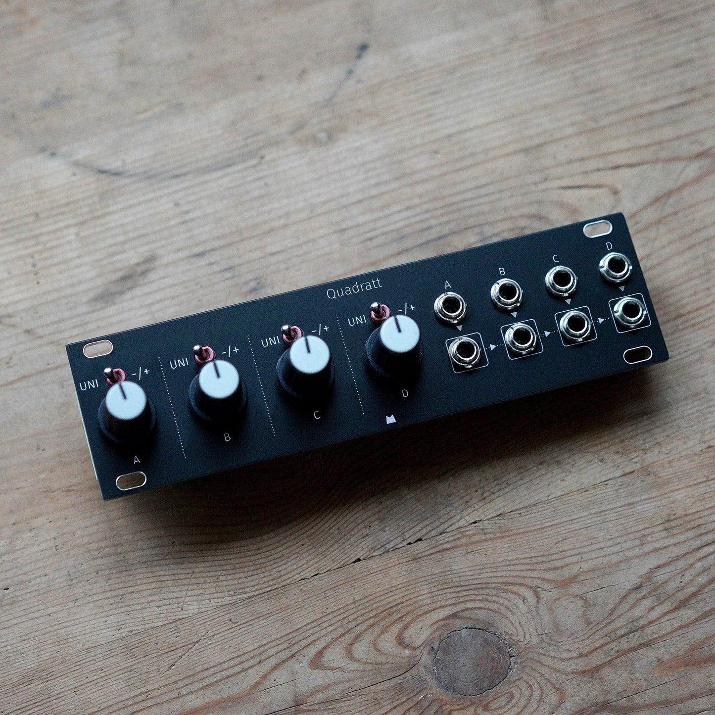 Quadratt 1U (metal switches) black panel