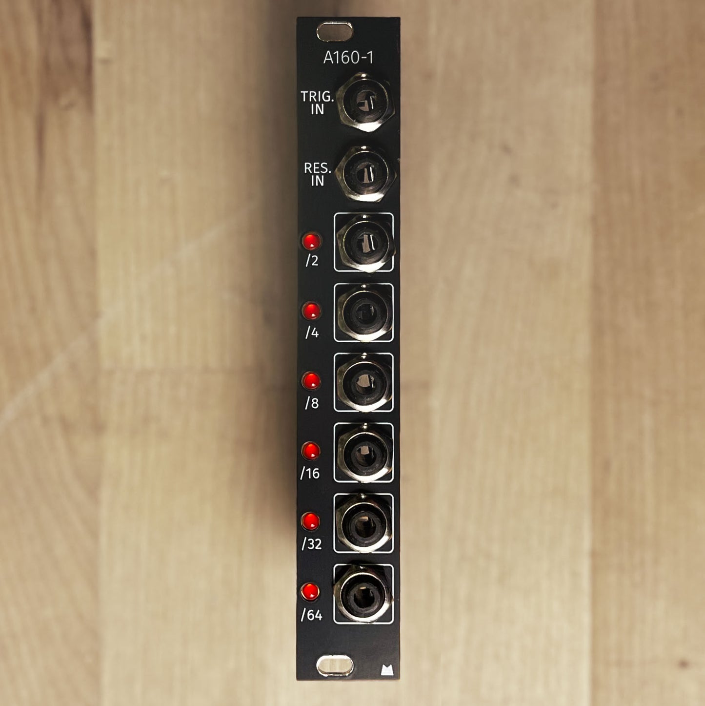 A-160-1 Clock Div black panel