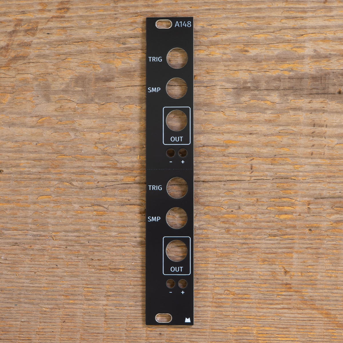 A-148 Dual S&H black panel – Mörk Modules