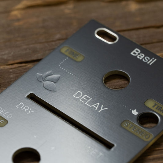 Basil black panel