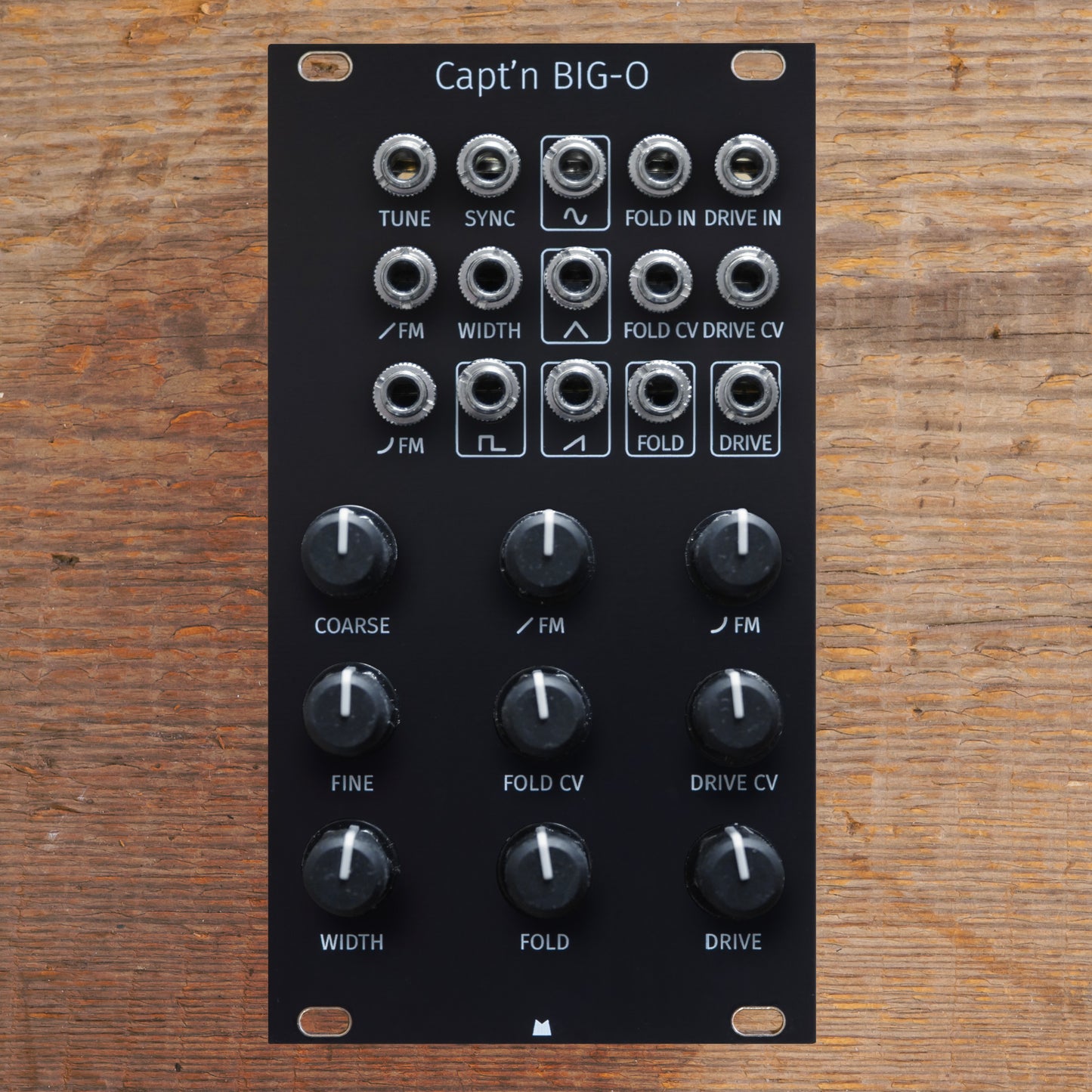 Capt'n BIG-O black panel