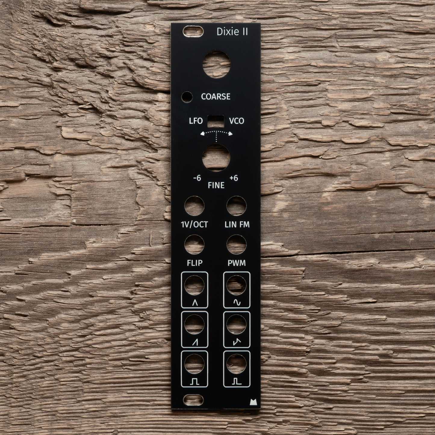 Dixie II black panel