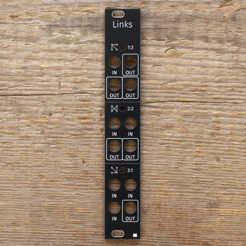 Links black panel