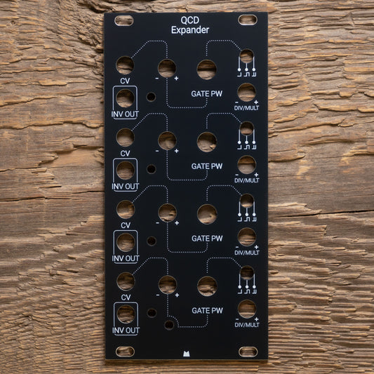 Quad Clock Distributor Expander black panel