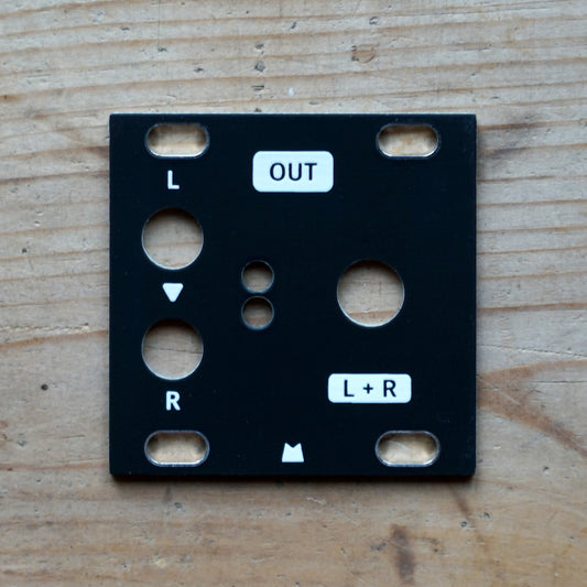 Stereo Line Out 1U black panel