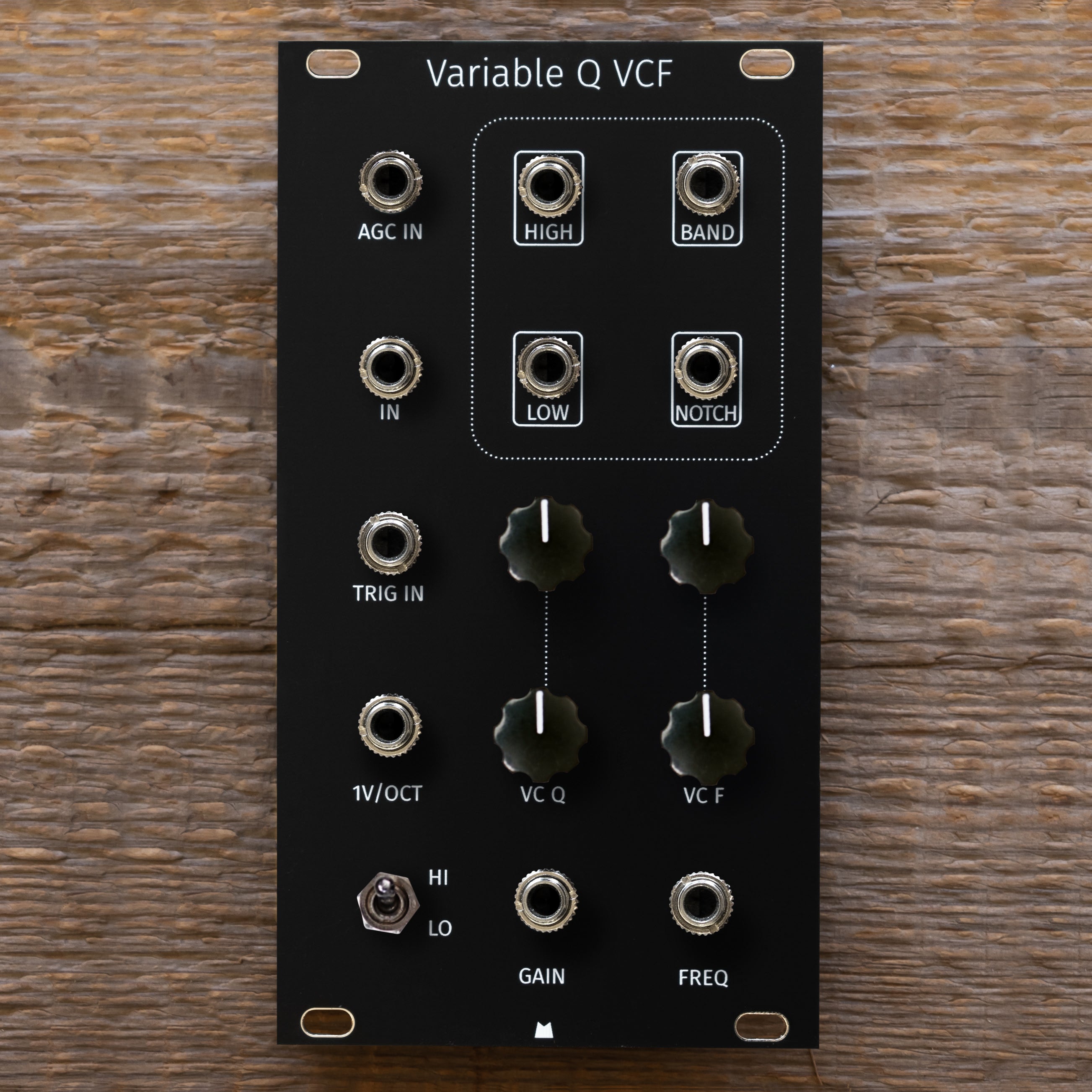 Variable Q VCF black panel – Mörk Modules
