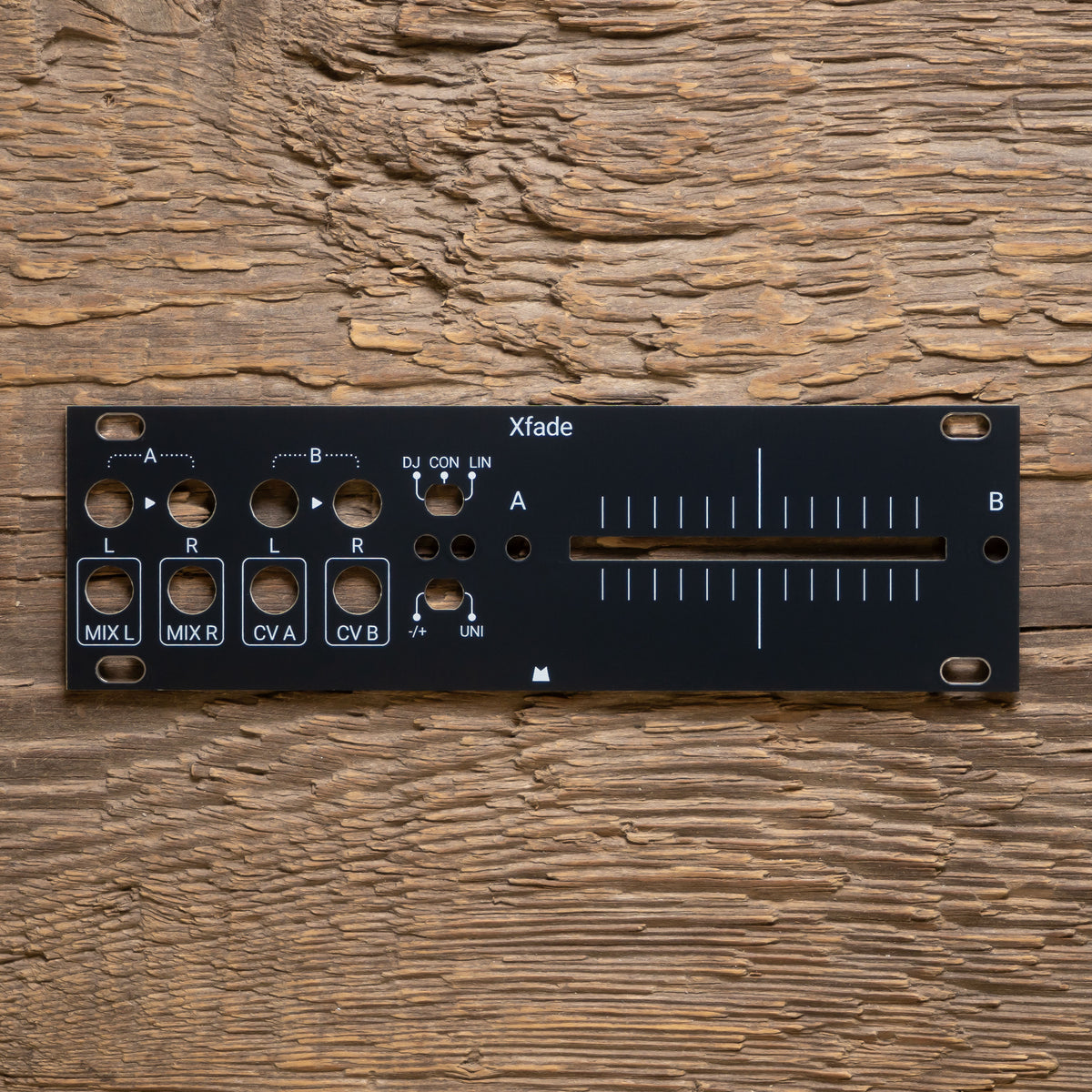 Xfade 1U black panel