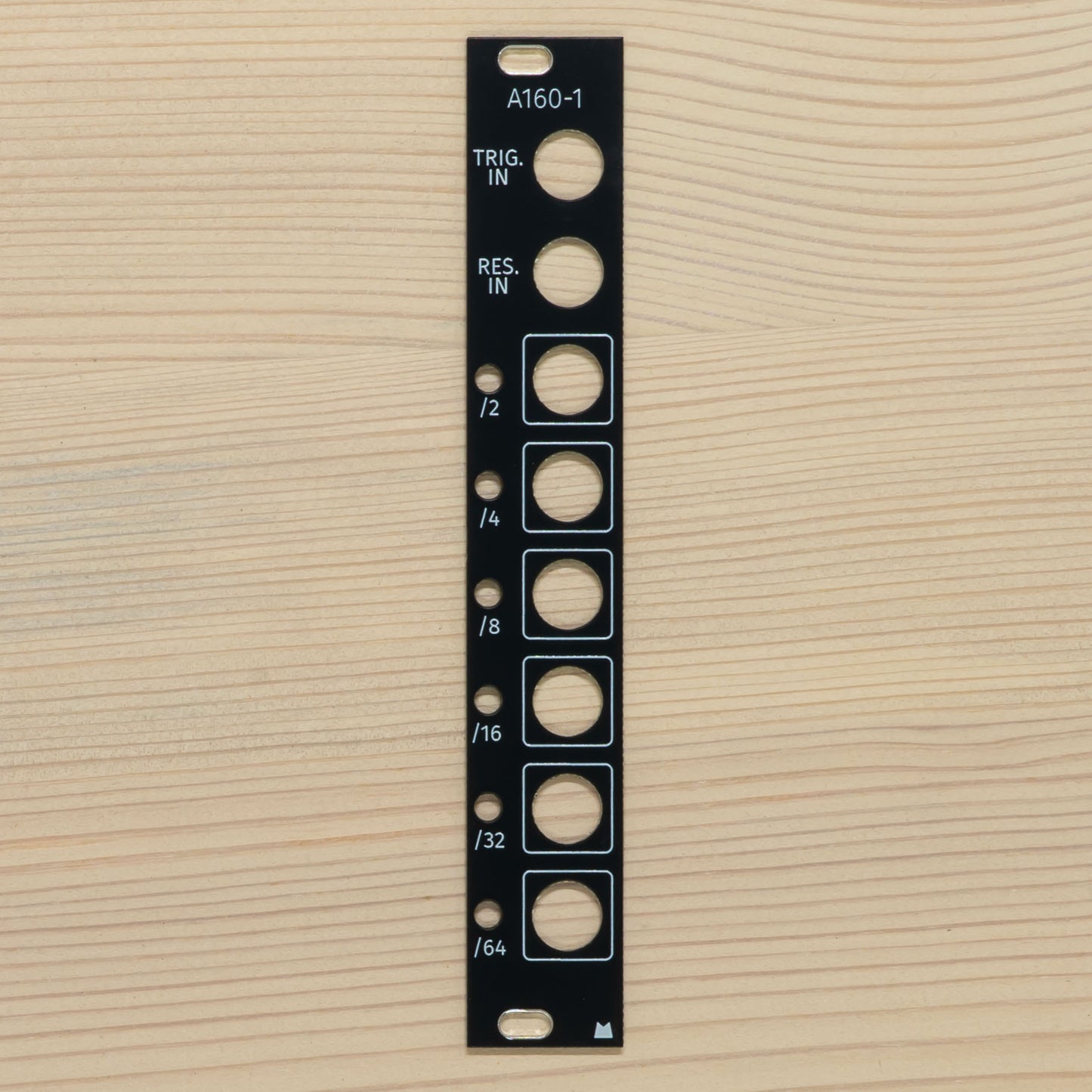 A160-1 Clock Div black panel