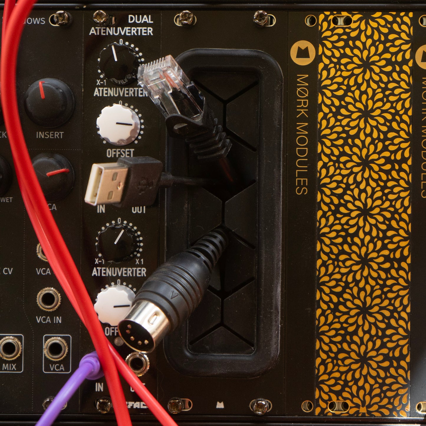 Cable Passthrough 3U black panel