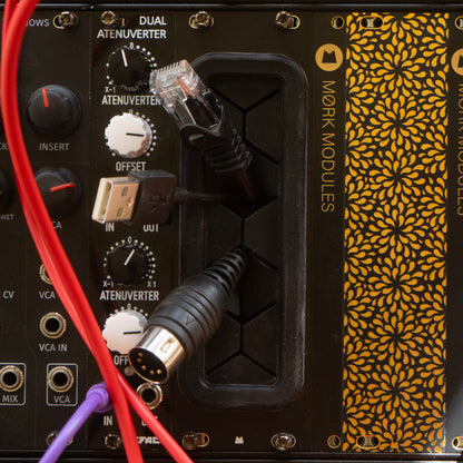 Cable Passthrough 3U black panel