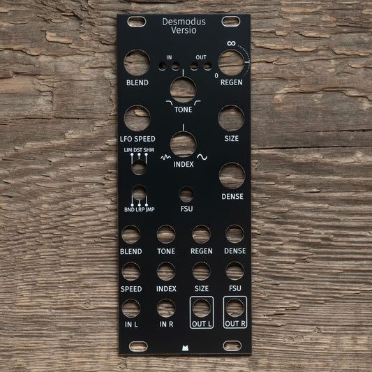 Desmodus Versio black panel