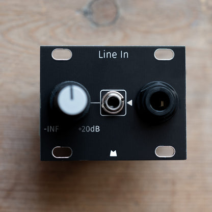 Line In 1U black panel