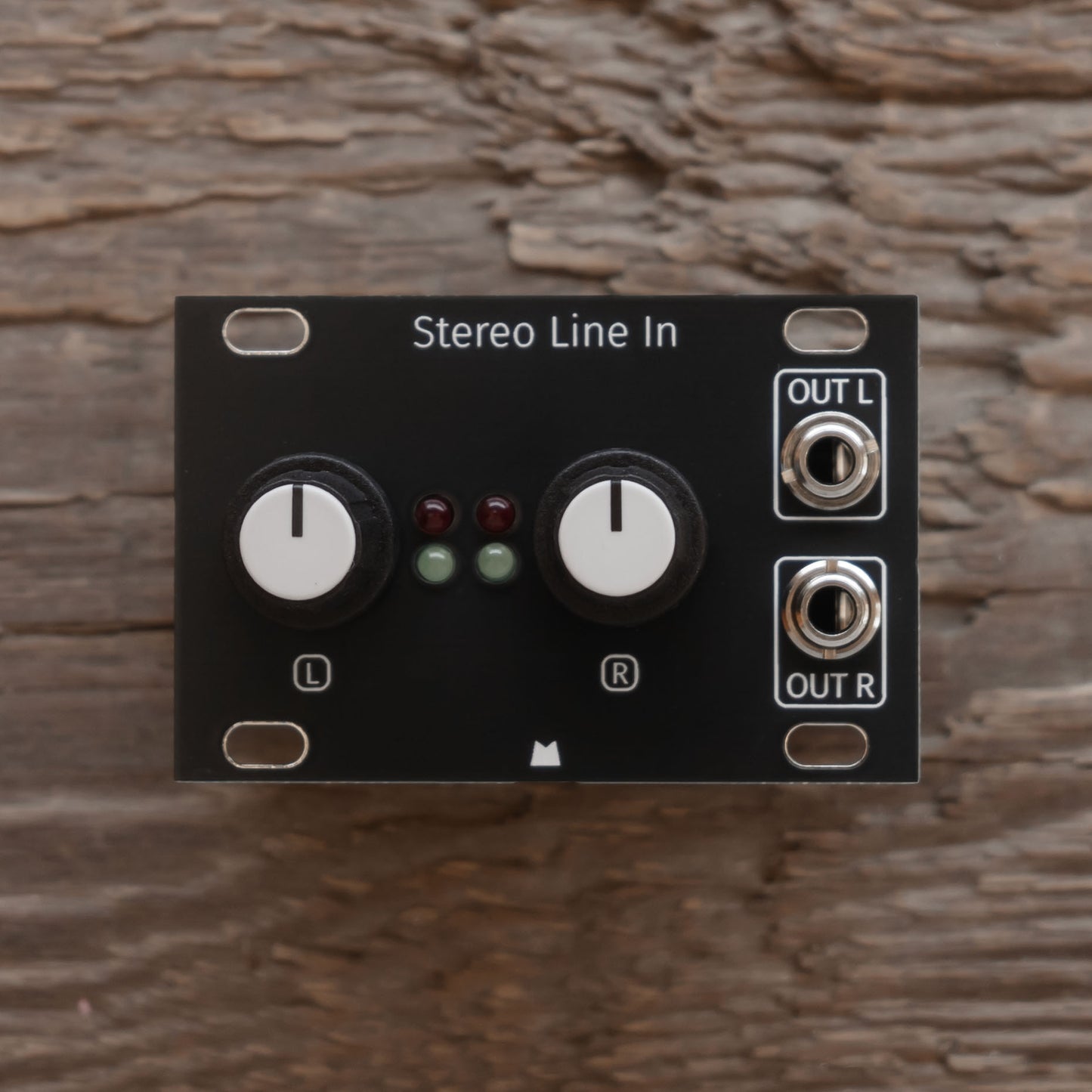 Stereo Line In 1U black panel