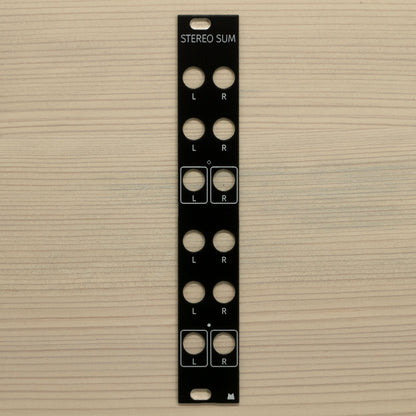 Stereo Sum black panel