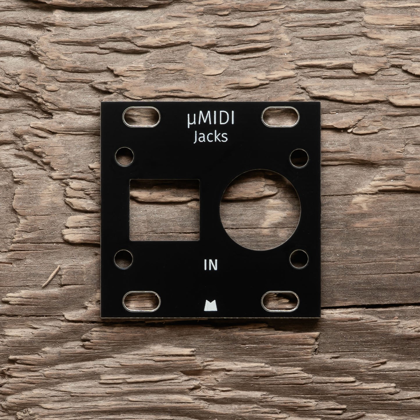 uMidi Jacks 1U black panel