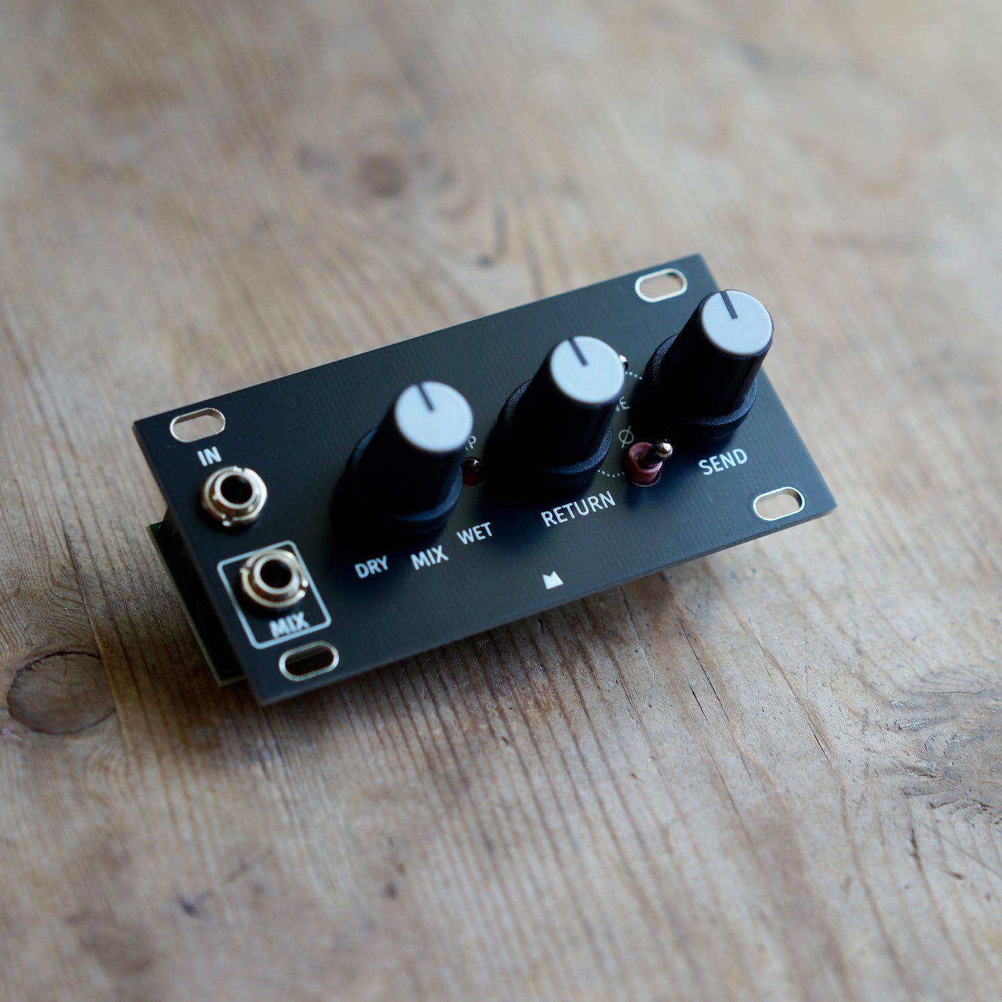 Pedal I/O 1U black panel