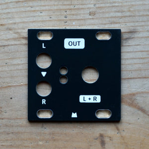 Stereo Out 1U black panel